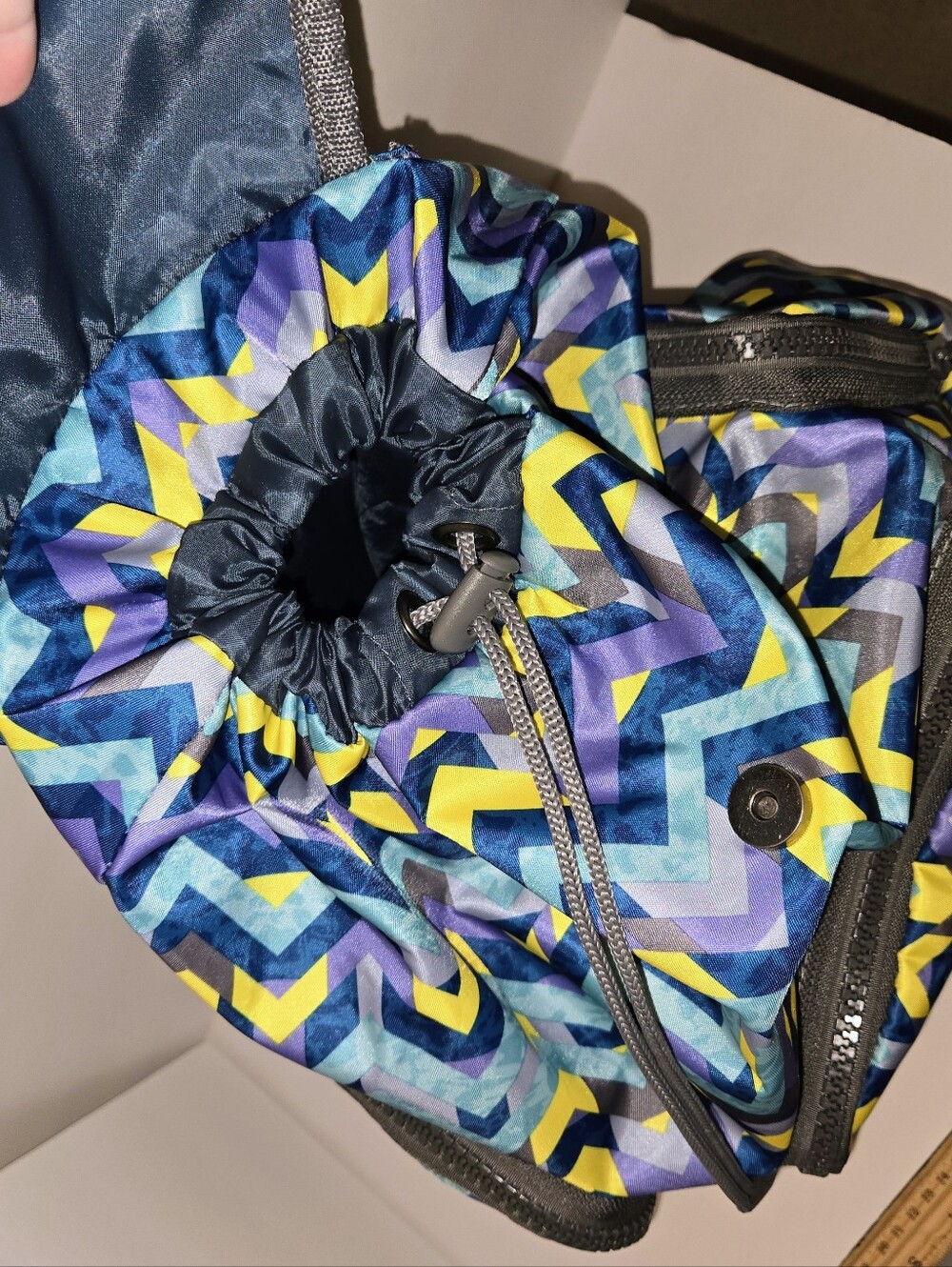 Chevron Print Drawstring Backpack in Teal - Navy & Yellow - Picture 3 of 13